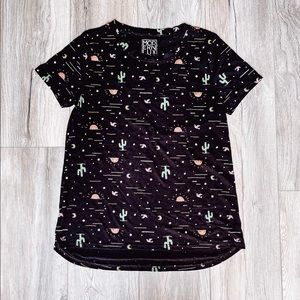 cactus + moon + sun graphic tee. size large.